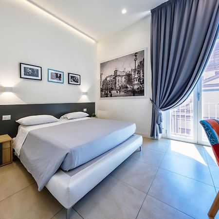 Napoli Squares Suites Bagian luar foto