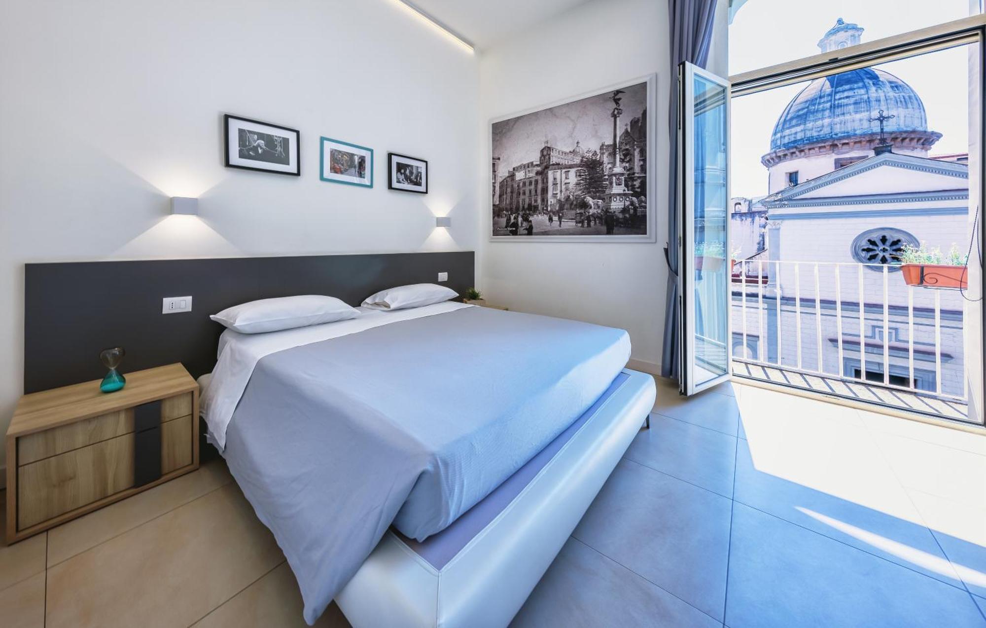 Napoli Squares Suites Bagian luar foto