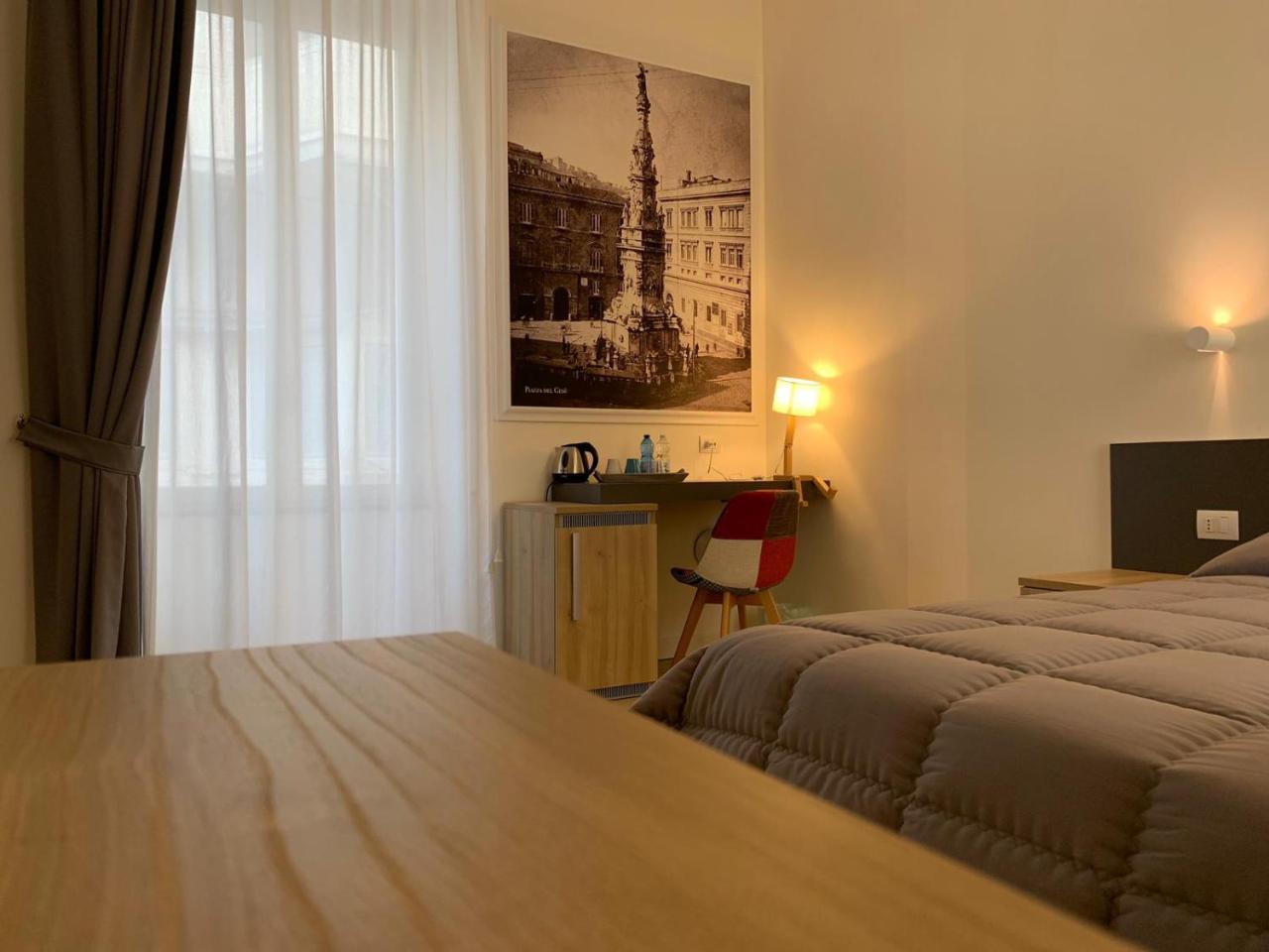 Napoli Squares Suites Bagian luar foto