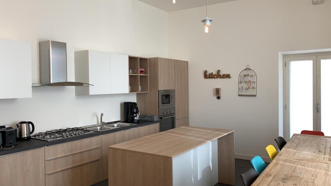 Napoli Squares Suites Bagian luar foto