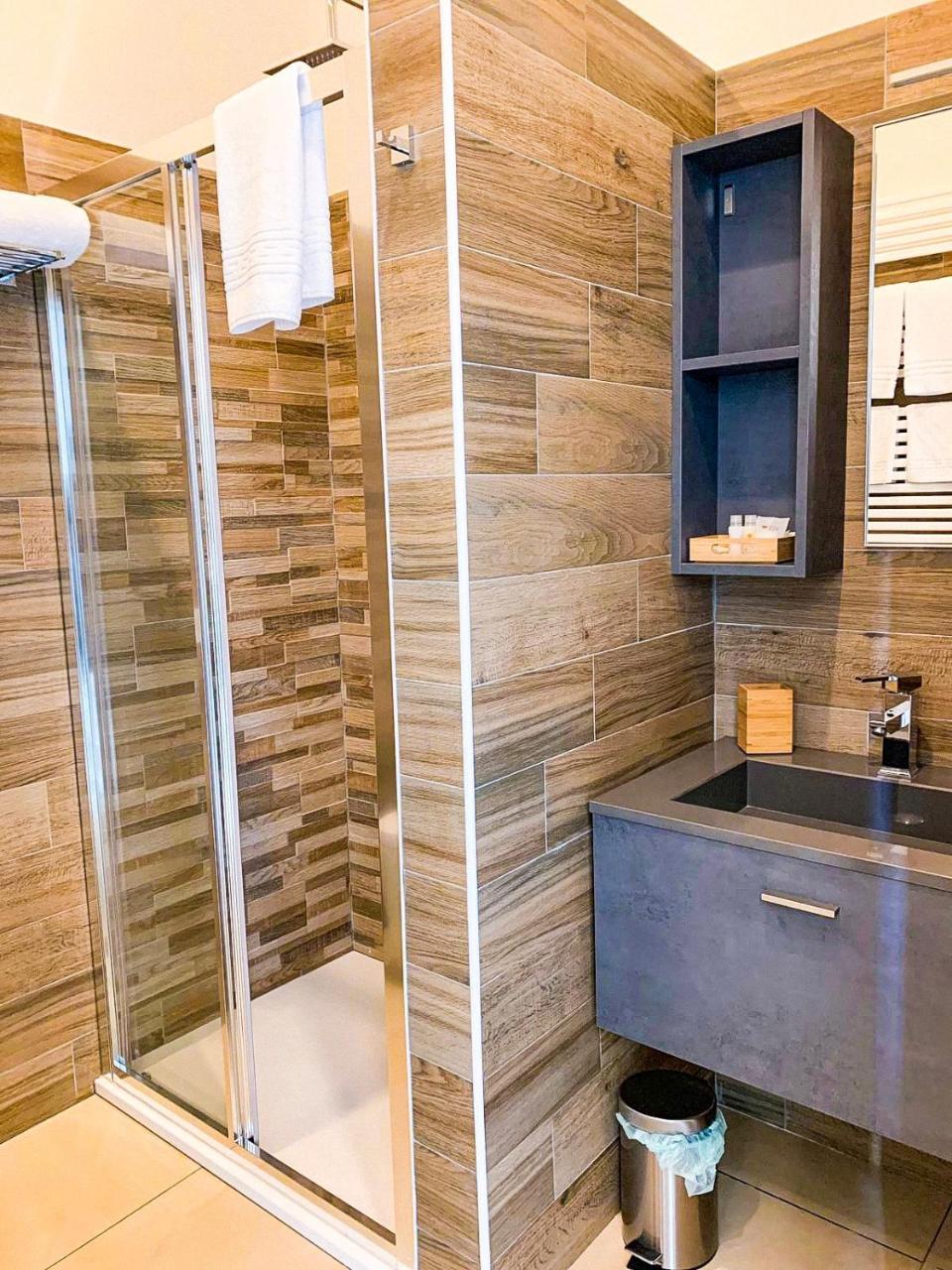 Napoli Squares Suites Bagian luar foto
