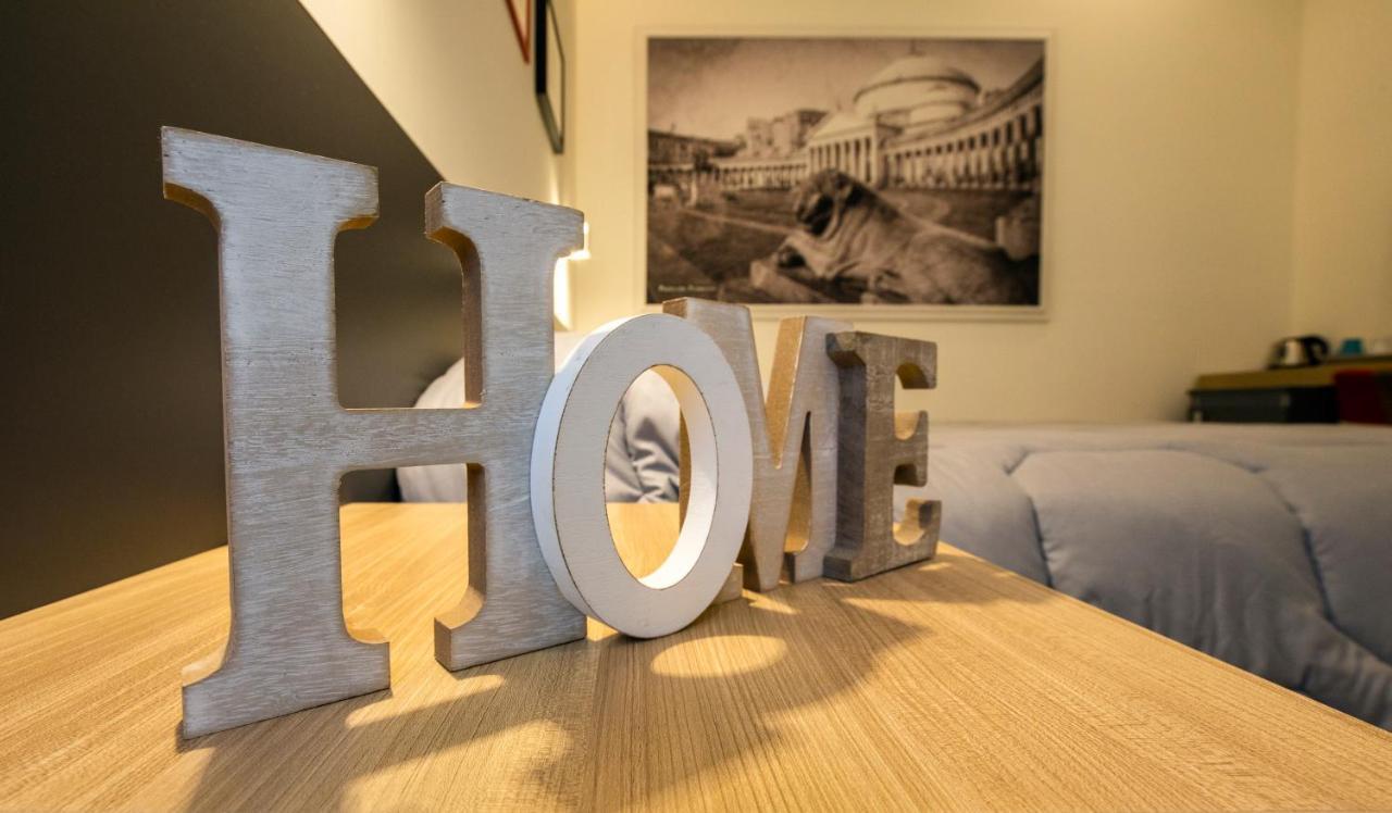 Napoli Squares Suites Bagian luar foto