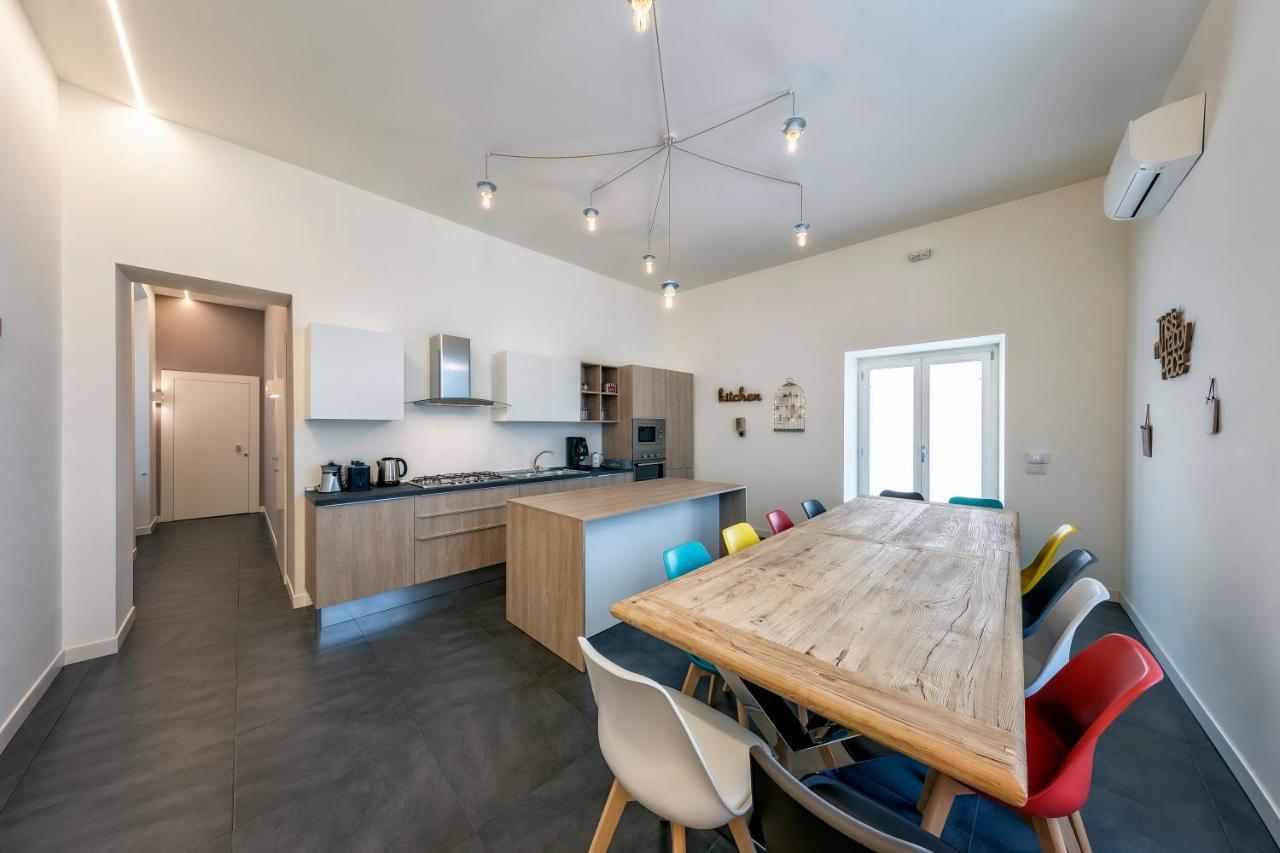 Napoli Squares Suites Bagian luar foto