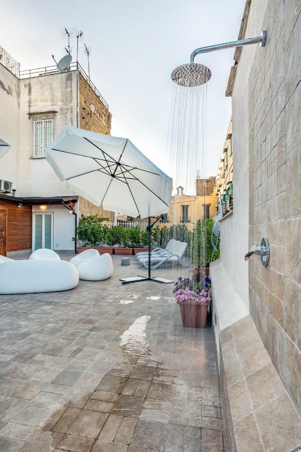 Napoli Squares Suites Bagian luar foto