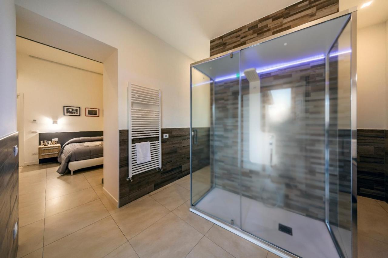 Napoli Squares Suites Bagian luar foto