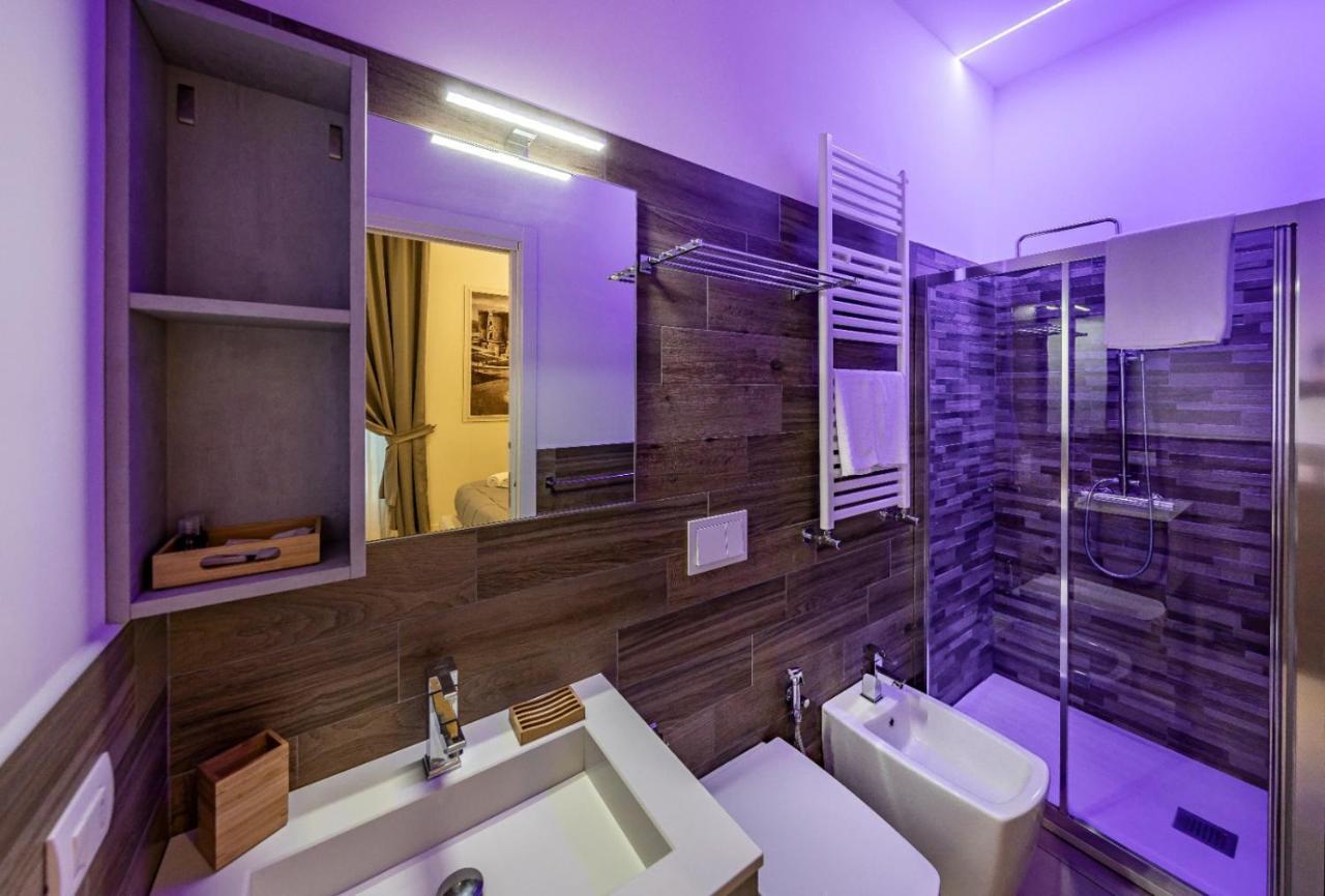 Napoli Squares Suites Bagian luar foto